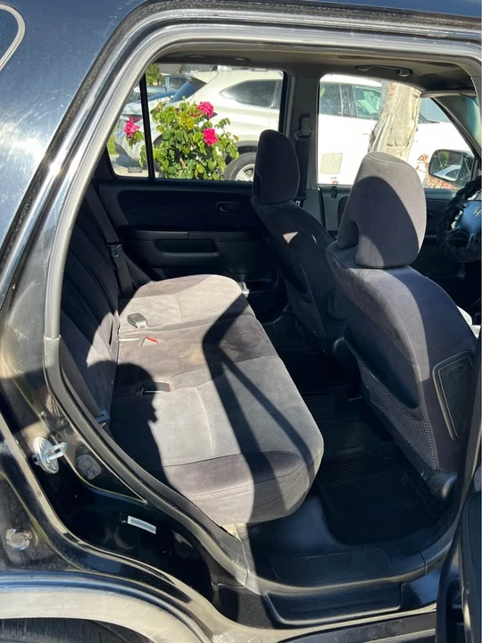 2006 Honda CR-V 2nd Gen - Image 4 of 16