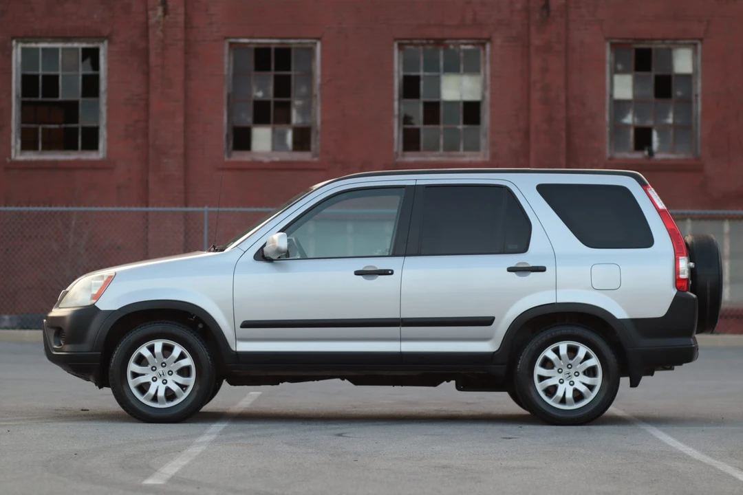 2006 Honda CR-V 2nd Gen - Image 21 of 31