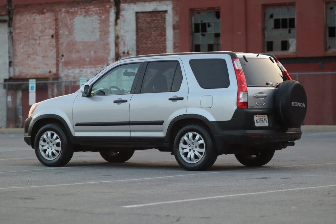 2006 Honda CR-V 2nd Gen - Image 28 of 31