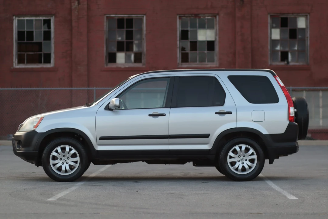 2006 Honda CR-V 2nd Gen - Image 19 of 31