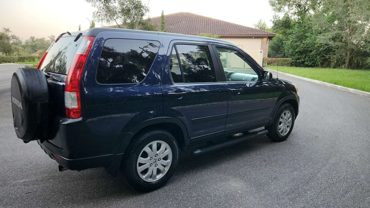 2006 Honda CR-V 2nd Gen - Image 13 of 31