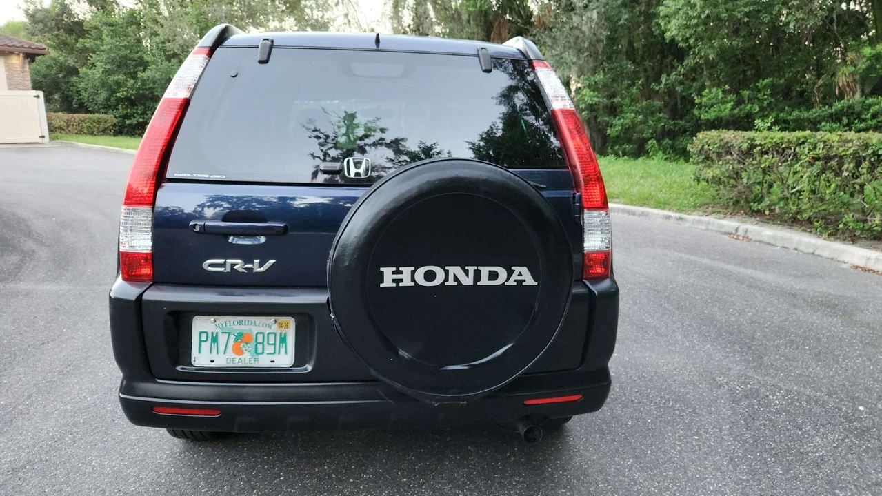 2006 Honda CR-V 2nd Gen - Image 17 of 31