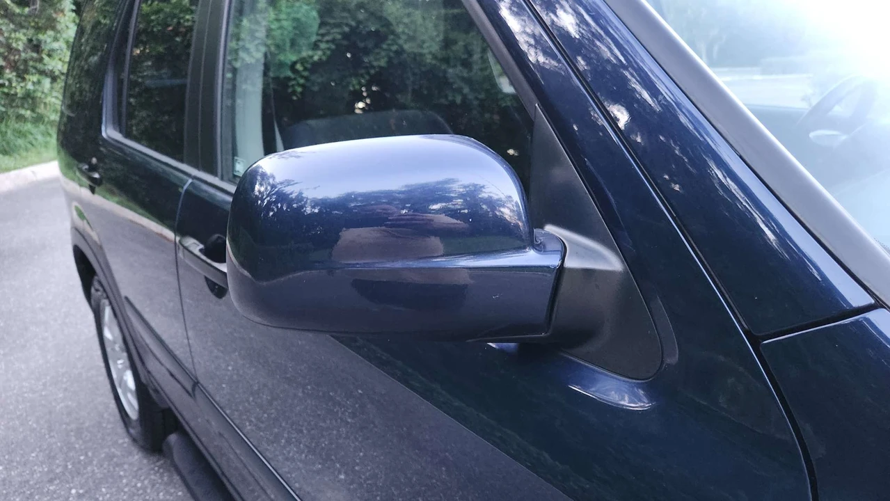 2006 Honda CR-V 2nd Gen - Image 25 of 31