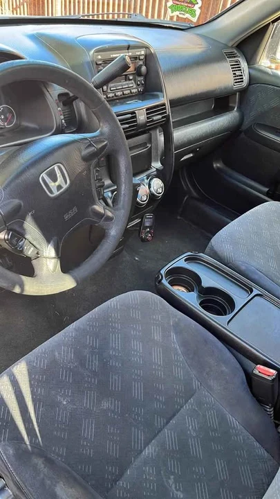 2006 Honda CR-V 2nd Gen - Image 2 of 2