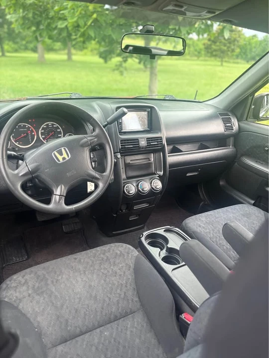 2006 Honda CR-V 2nd Gen - Image 13 of 18