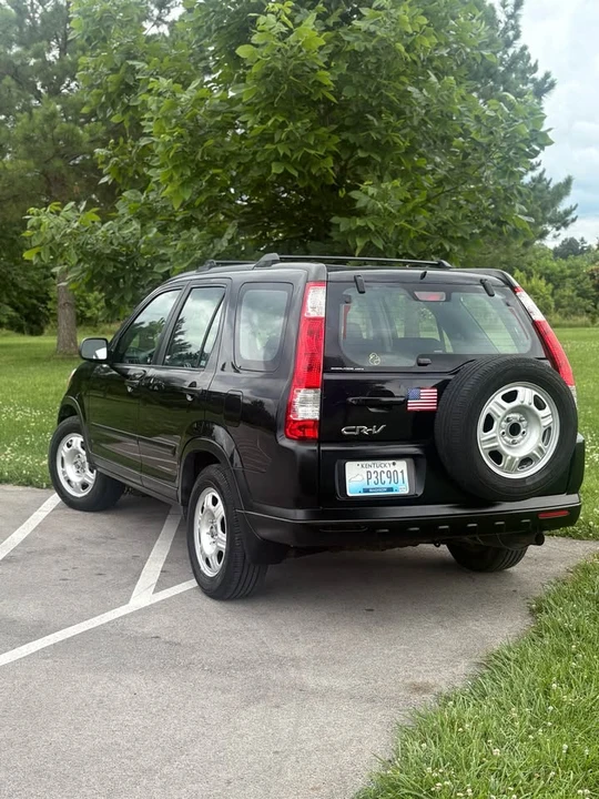 2006 Honda CR-V 2nd Gen - Image 4 of 18