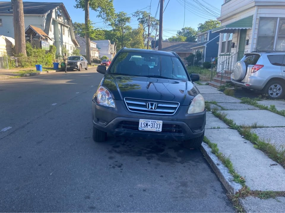 2006 Honda CR-V 2nd Gen - Image 3 of 4