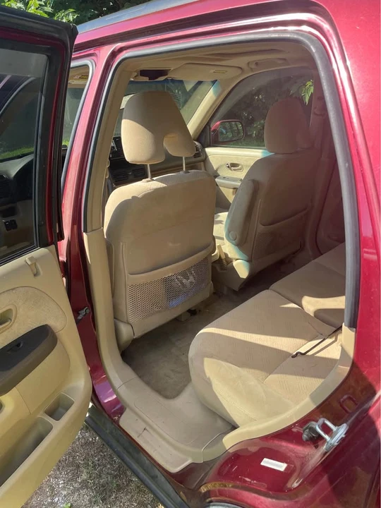 2006 Honda CR-V 2nd Gen - Image 4 of 7