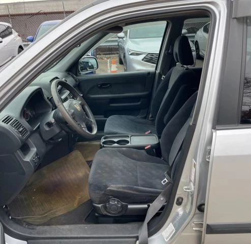 2006 Honda CR-V 2nd Gen - Image 11 of 16