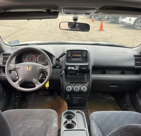 2006 Honda CR-V 2nd Gen - Image 10 of 16