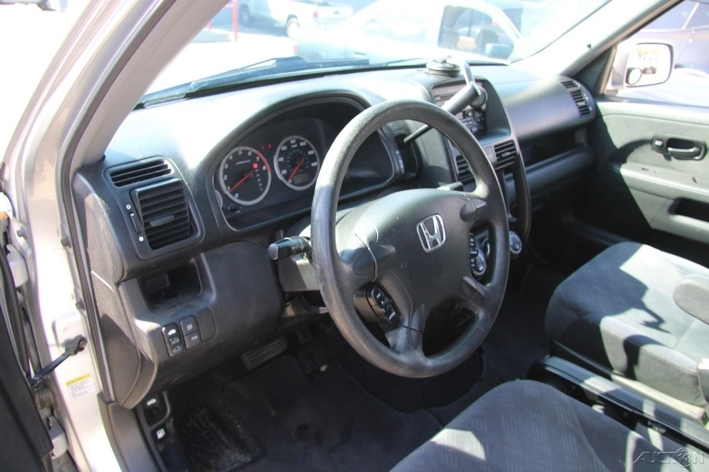 2006 Honda CR-V 2nd Gen - Image 14 of 21