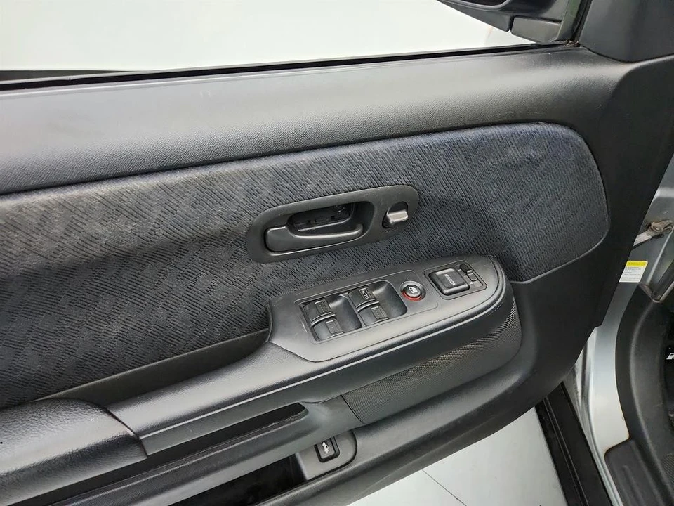 2006 Honda CR-V 2nd Gen - Image 17 of 21