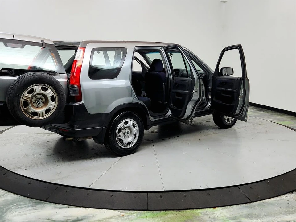 2006 Honda CR-V 2nd Gen - Image 11 of 21