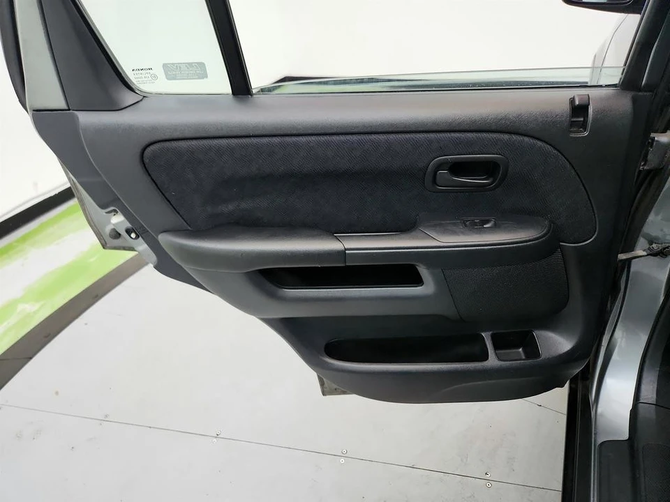 2006 Honda CR-V 2nd Gen - Image 21 of 21