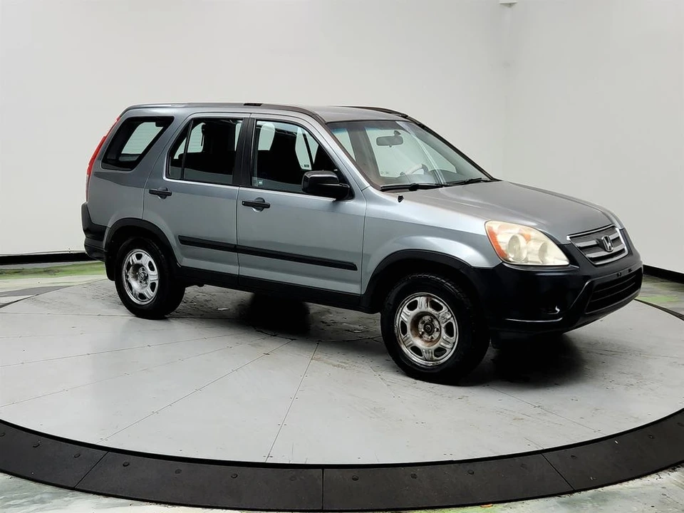 2006 Honda CR-V 2nd Gen - Image 3 of 12