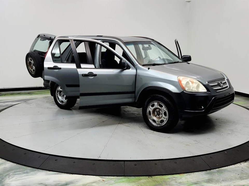 2006 Honda CR-V 2nd Gen - Image 10 of 21