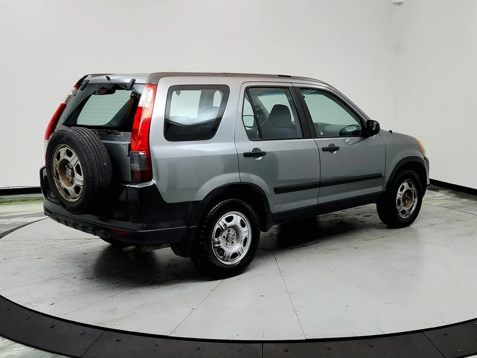 2006 Honda CR-V 2nd Gen - Image 5 of 21