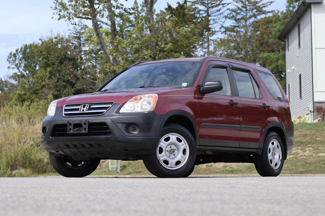 2006 Honda CR-V 2nd Gen - Image 3 of 31