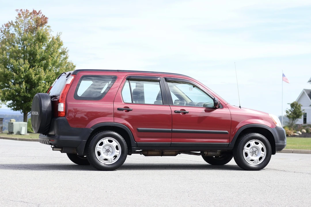 2006 Honda CR-V 2nd Gen - Image 9 of 31