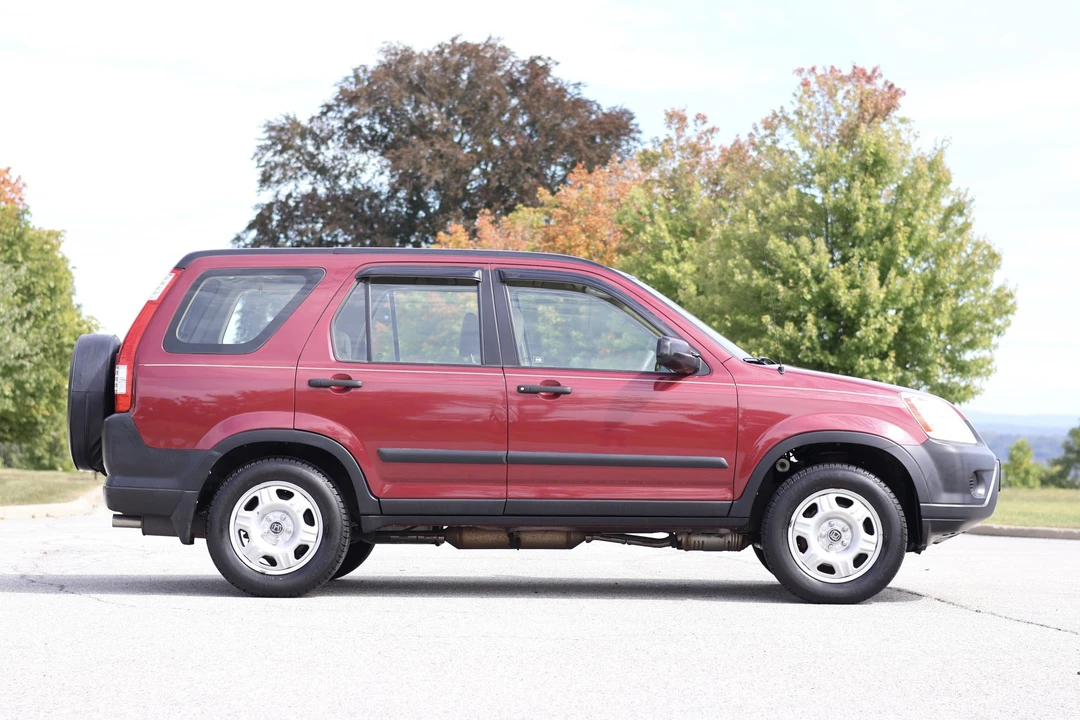 2006 Honda CR-V 2nd Gen - Image 8 of 31