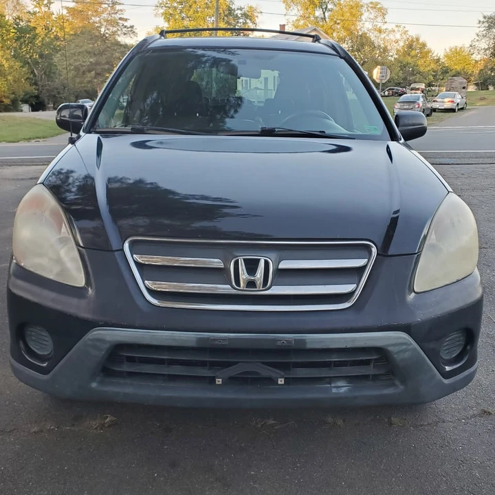 2006 Honda CR-V 2nd Gen - Image 2 of 19