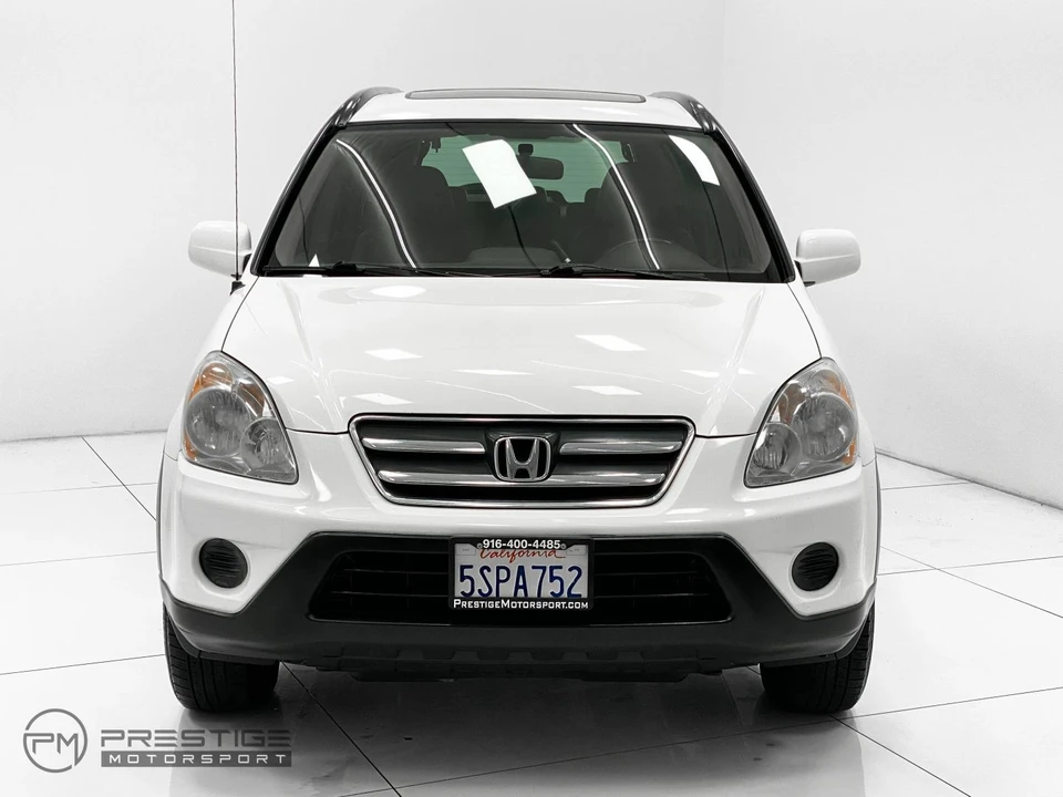 2006 Honda CR-V 2nd Gen - Image 2 of 12