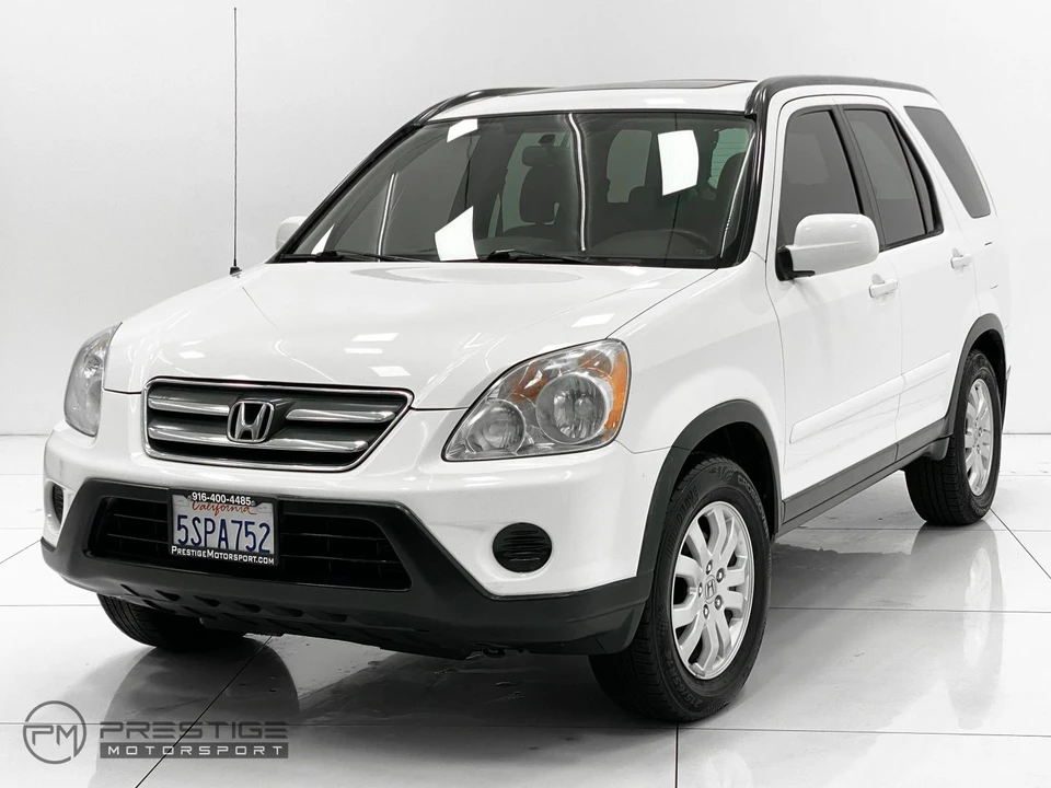 2006 Honda CR-V 2nd Gen - Image 3 of 12