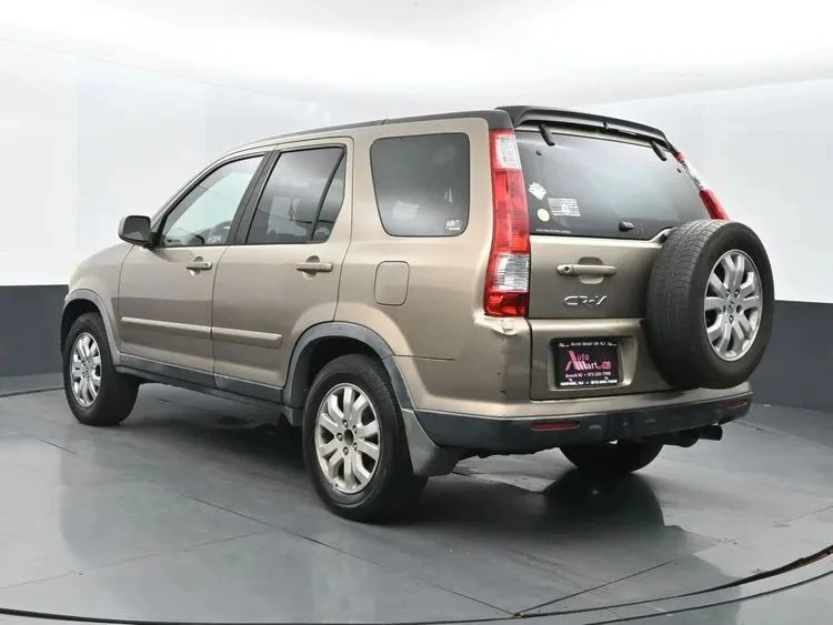 2006 Honda CR-V 2nd Gen - Image 9 of 12