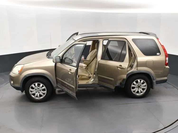 2006 Honda CR-V 2nd Gen - Image 7 of 12