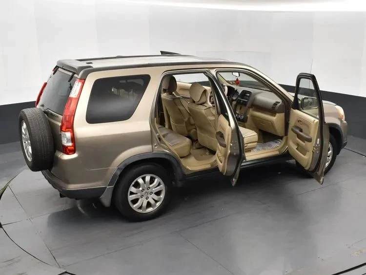 2006 Honda CR-V 2nd Gen - Image 6 of 12
