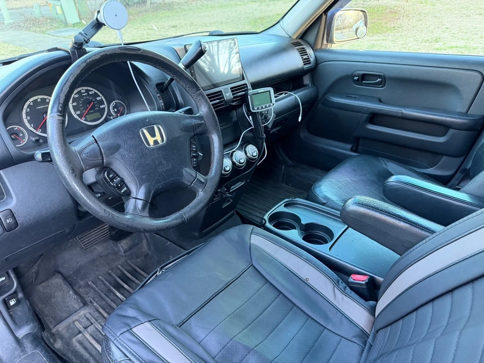 2006 Honda CR-V 2nd Gen - Image 7 of 10