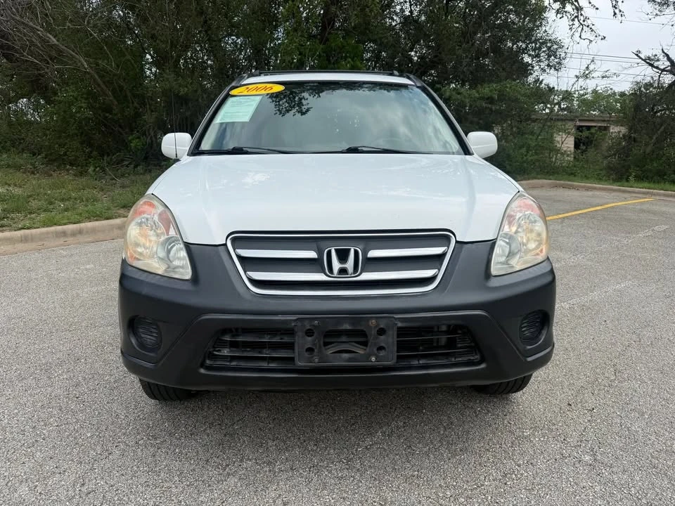 2006 Honda CR-V 2nd Gen - Image 2 of 15
