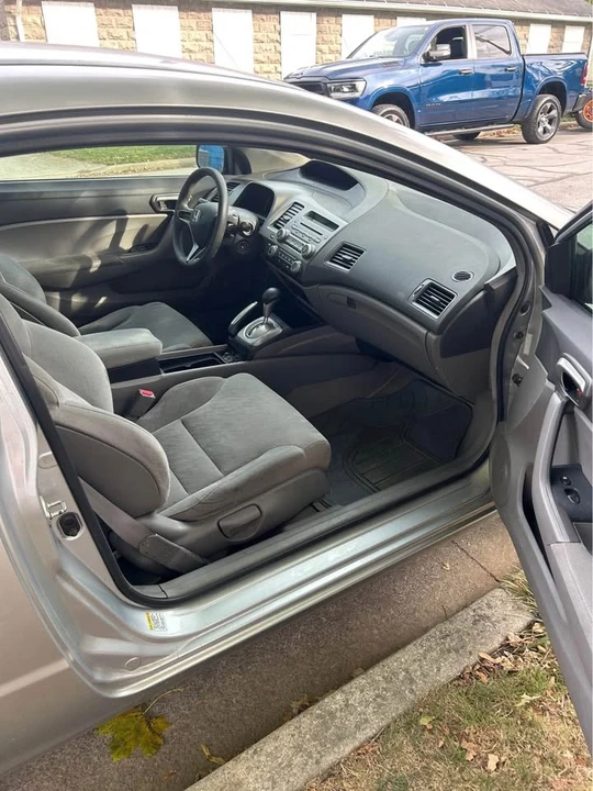 2006 Honda Civic 8th Gen - Image 3 of 9