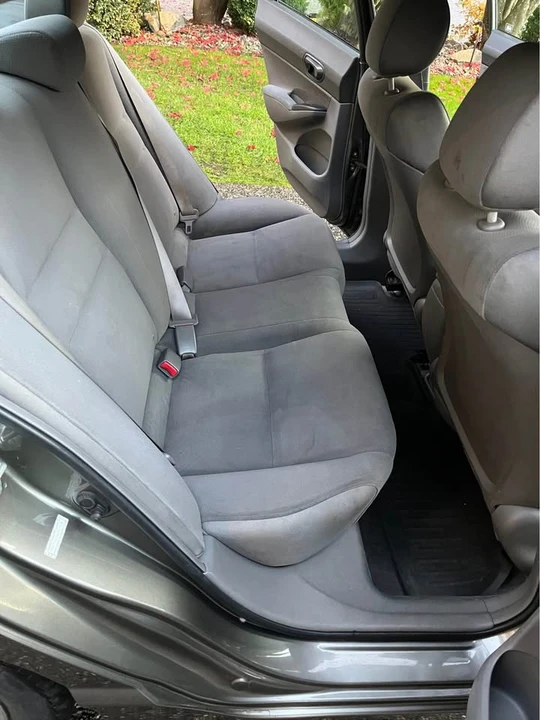 2006 Honda Civic 8th Gen - Image 9 of 13