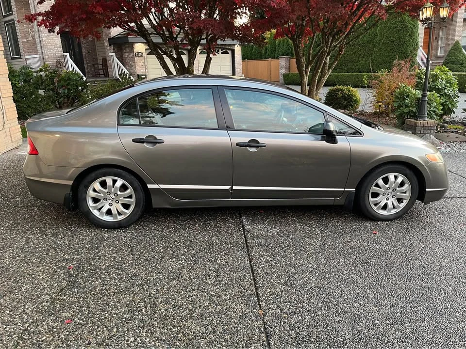 2006 Honda Civic 8th Gen - Image 2 of 13