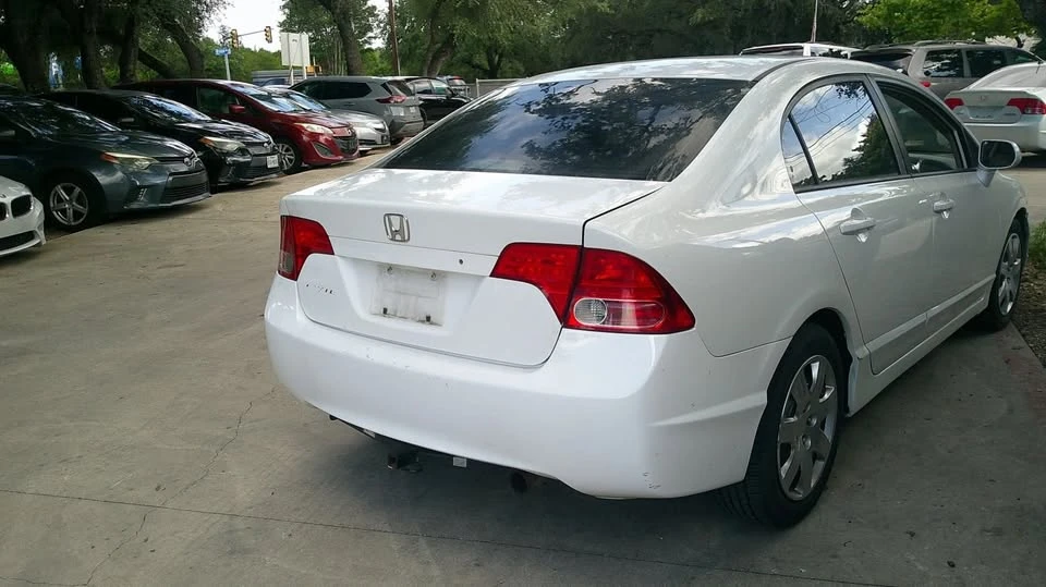 2006 Honda Civic 8th Gen - Image 8 of 20