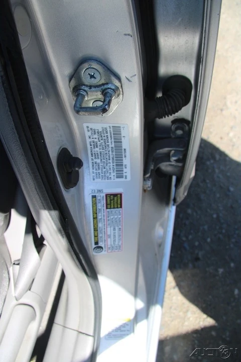 2006 Honda Civic 8th Gen - Image 12 of 21