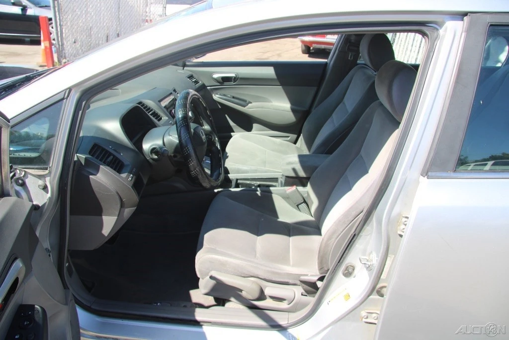2006 Honda Civic 8th Gen - Image 14 of 21
