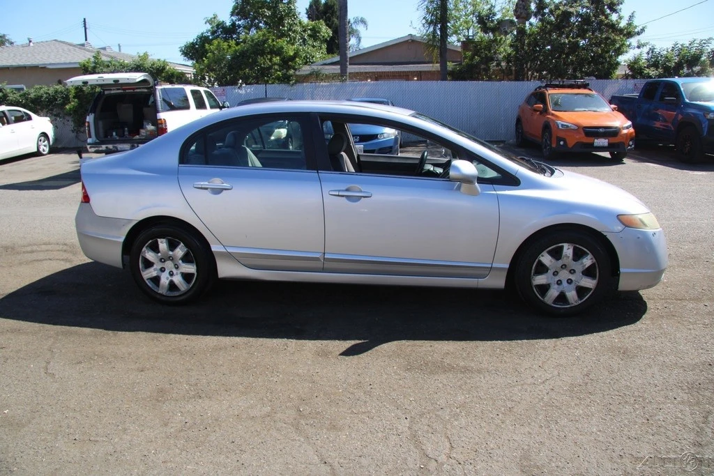 2006 Honda Civic 8th Gen - Image 9 of 21