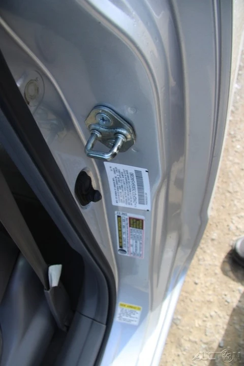 2006 Honda Civic 8th Gen - Image 13 of 21