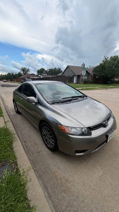 2006 Honda Civic 8th Gen - Image 2 of 11