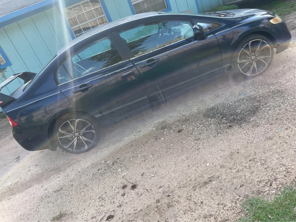 2006 Honda Civic 8th Gen - Image 6 of 10