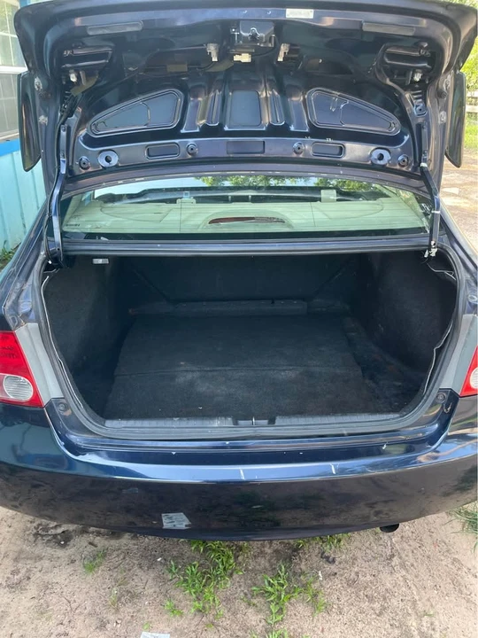 2006 Honda Civic 8th Gen - Image 9 of 10