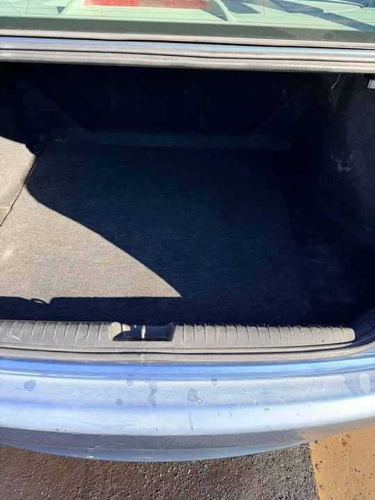 2006 Honda Civic 8th Gen - Image 10 of 10