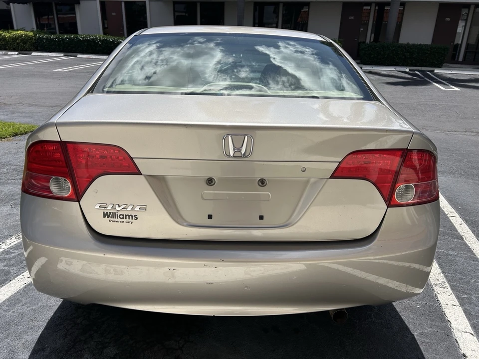2006 Honda Civic 8th Gen - Image 7 of 17