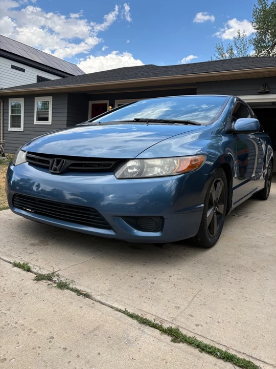 2006 Honda Civic 8th Gen - Image 2 of 12
