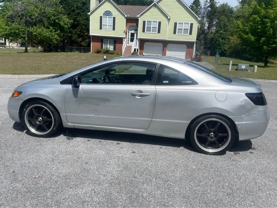 2006 Honda Civic 8th Gen - Image 5 of 9