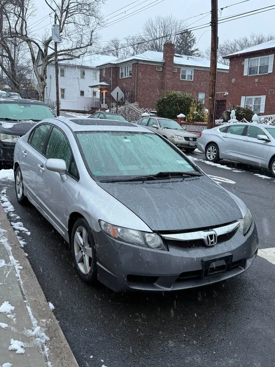 2006 Honda Civic 8th Gen - Image 2 of 3