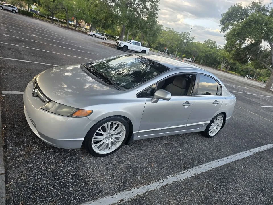 2006 Honda Civic 8th Gen - Image 9 of 9