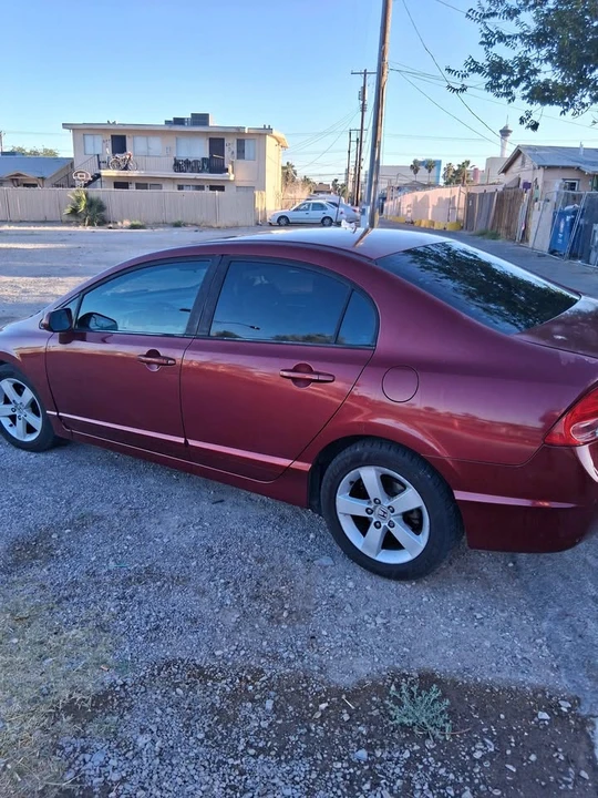 2006 Honda Civic 8th Gen - Image 2 of 4